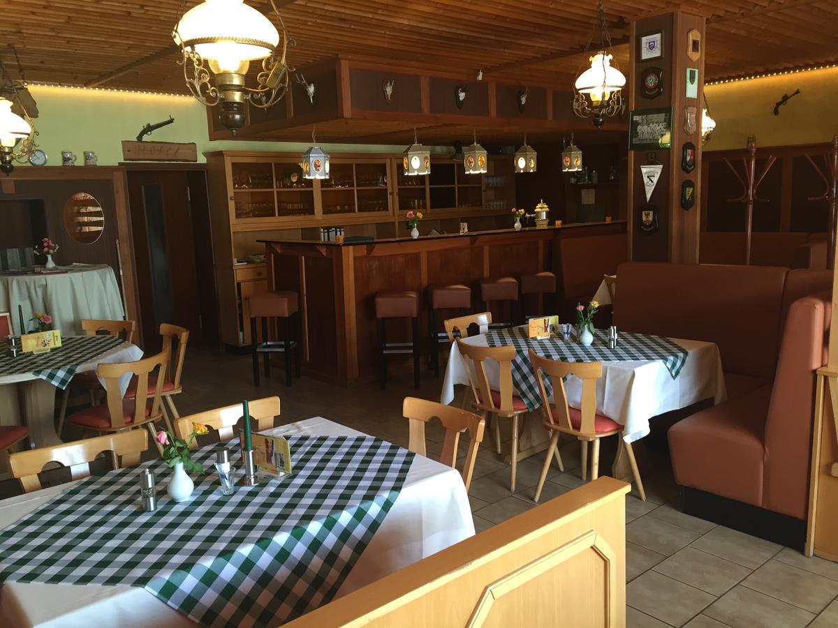 Hotel Schuetzenhaus Bruck  Extérieur photo